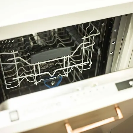 Toffee Mombello - Seven Appartement San Remo