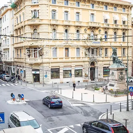 Toffee Mombello - Seven Apartamento Sanremo