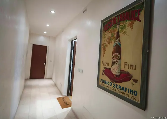 Toffee Mombello - Seven Apartament *